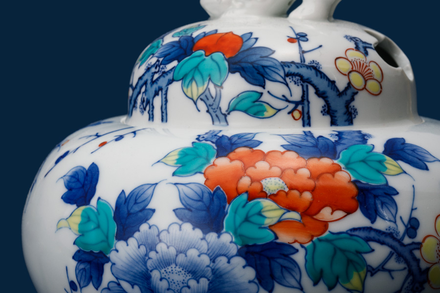 冬山窯 - 秘窯の里伊万里大川内山へ日本の伝統工芸品伊万里焼