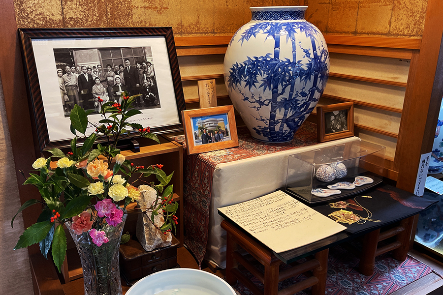 鍋島御庭焼窯 - 秘窯の里伊万里大川内山へ日本の伝統工芸品