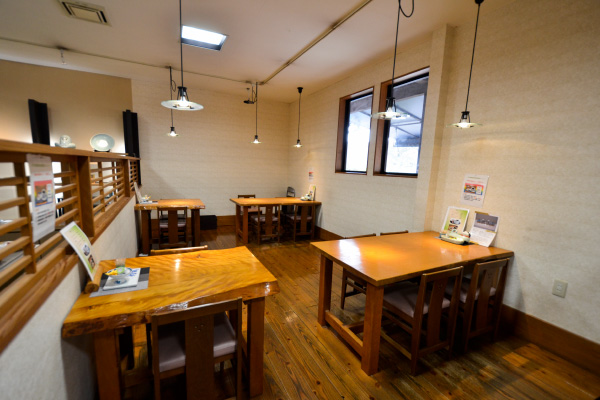 伊万里鍋島焼会館カフェ